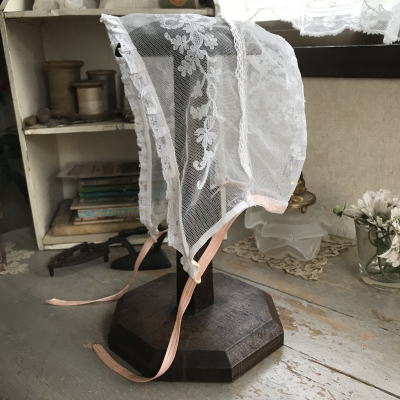 E-903　フランスアンティークドール/ベビーハット/ボネ　リネンチュールレース＆シルク紐