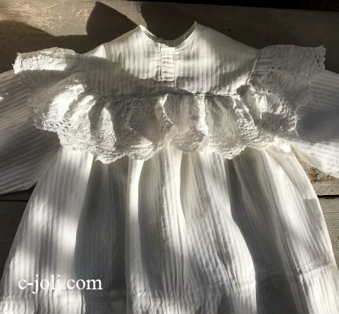 【日本発送】E-940 フランスアンティークベビーコート/ベビージャケット/ベビー服　手刺繍コットンピケ 51.5cm