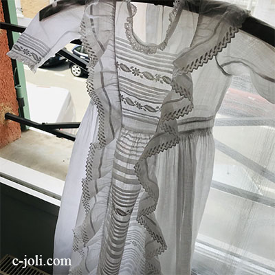 【パリ発送】E1007 フランスアンティーク洗礼式用ベビードレス/お宮参り/ドールドレス　手刺繍コットンローン  119cm
