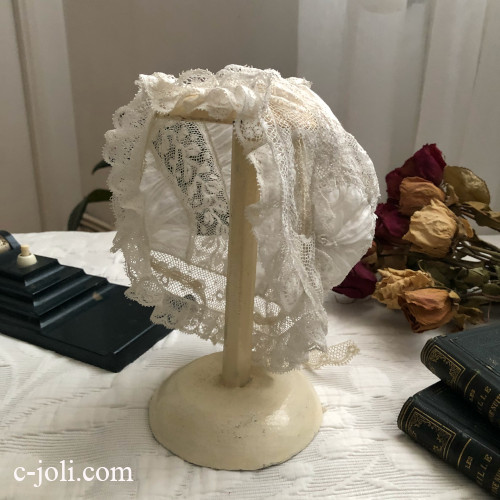 【パリ発送】E1165 フランスアンティークベビーハット/ベビー帽子/ベビーボネ　綿ローン＆ヴァランシエンヌレース