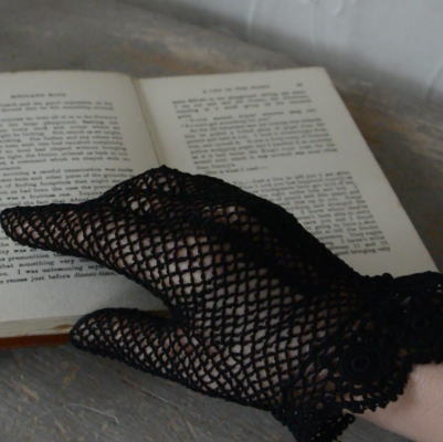 【日本発送】F-045　フランスアンティークレース手袋　リネンクロシェレース手袋　ブラック