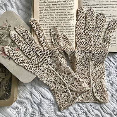【パリ発送】F-092 フランスアンティークレース手袋　リネンクロシェレース手袋　生成り