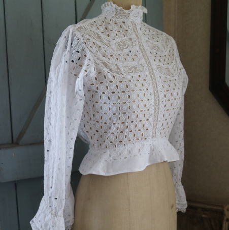 G-212　フランスアンティークブラウス/トップス　手刺繍コットン＆レースブラウス