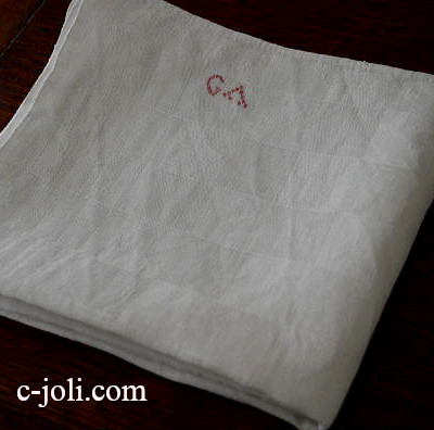 【日本発送】K-409　フランスアンティークリネンクロス　手刺繍クロスステッチダマスク織リネン