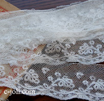 【日本発送】L-622　フランスアンティークレース　20世紀初頭リネンテープレース1m60