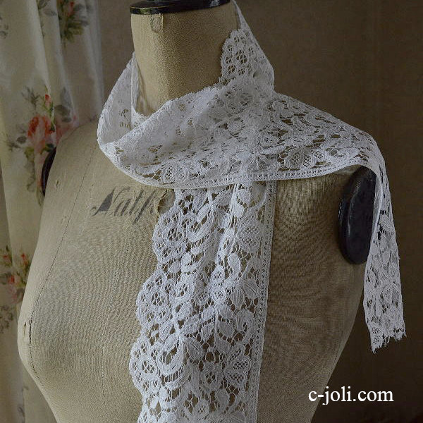 【日本発送】L1013　イギリスアンティークレース/テープレース　コットンボビンレース 1m03