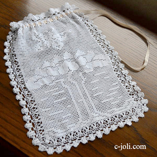 【日本発送】L1038　イギリスアンティークレースポーチ　コットンクロシェレース