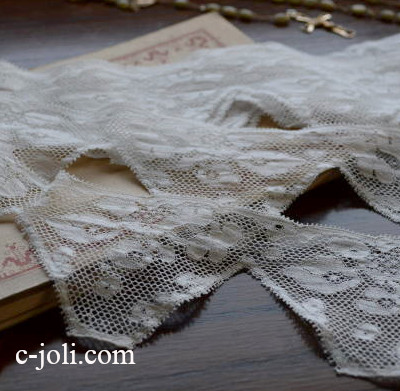 【日本発送】L1275　フランスアンティークレース　コットンテープレース 1m60