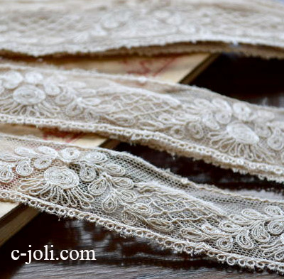 【日本発送】L1377　フランスアンティークレース　コットンテープレース 1m58　ベージュ