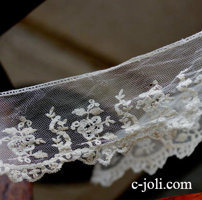 【日本発送】L1613　フランスアンティークレース/テープレース　19世紀リネンレースボーダー 67cm