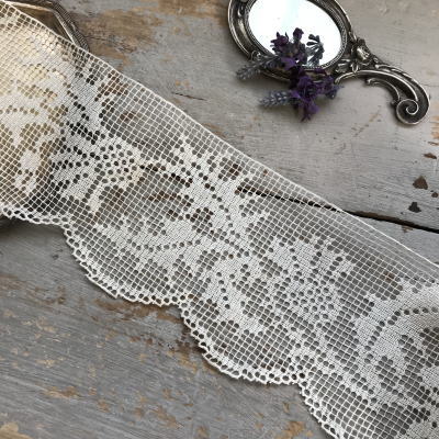 【日本発送】L2363　フランスアンティークレーストリム/テープレース/ボーダーレース　ハンドワークリネンフィレレース 1m