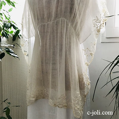 【パリ発送】L2538 フランスアンティークレースベール　19世紀アプリカシオンコットンチュールレースクロス 68x89cm　生成り