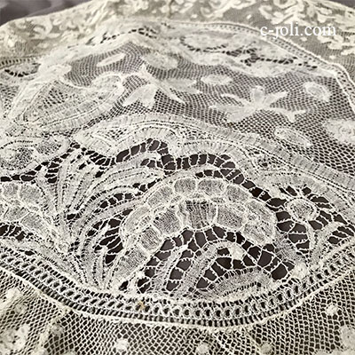 【パリ発送】L2551 フランスアンティークレースマット　リネンレースマット 39x36cm