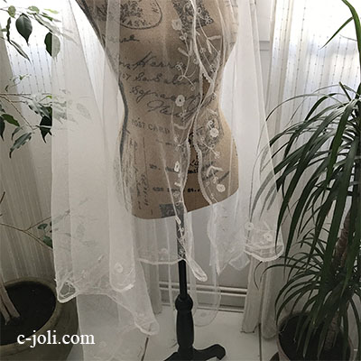 【パリ発送】L2563 フランスアンティークレースベール/マリアベール/ウェディングベール　アプリカシオンリネンチュール 200x164cm  逆三角形