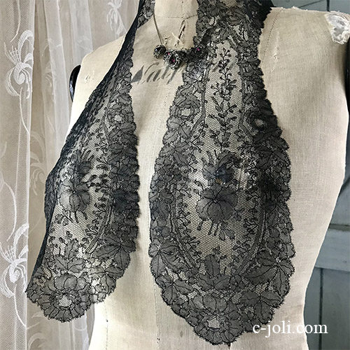 19世紀アンティークレースや19世紀アンティークリネン、19世紀