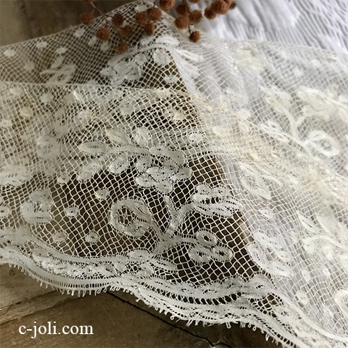 【パリ発送】L2706 フランスアンティークレーストリム/テープレース/ボーダーレース　19世紀リネンヴァランシエンヌレース 1m17