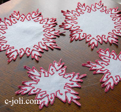 【日本発送】T-925　フランスアンティークリネンドイリー4枚　手刺繍リネン