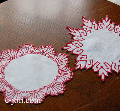 【日本発送】T-927　フランスアンティークリネンドイリー2枚　手刺繍リネン