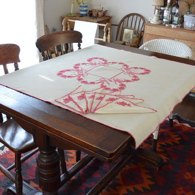 【日本発送】T2185　フランスアンティークリネンテーブルクロス+テーブルナプキンセット　手刺繍リネン 102x102cm