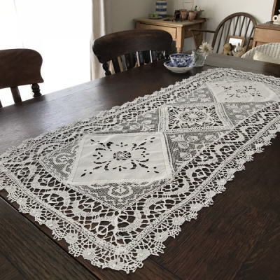T2669 フランスアンティークリネンテーブルランナー　カットワーク手刺繍リネン＆フィレレース＆ボビンレース 1m08
