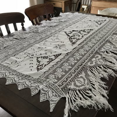 【日本発送】T2711　フランスアンティークリネン＆レーステーブルランナー　カットワーク手刺繍リネン＆フィレレース 1m35