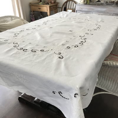 T2815 フランスアンティーク刺繍＆コットン/ロングテーブルクロス　カットワーク手刺繍コットン　170x130cm
