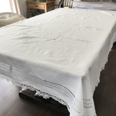 T2818 フランスアンティークレース＆リネン/ロングテーブルクロス　手刺繍モノグラム＆ドロンワークリネン＆ボビンレース　180x149cm