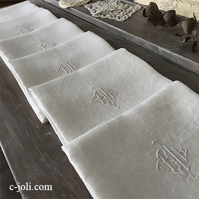 T2891 フランスアンティークリネンテーブルナプキン/リネンクロス6枚　手刺繍モノグラム＆ダマスク織リネン 56x55cm