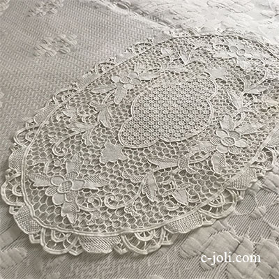 【パリ発送】T2924 フランスアンティークリネンテーブルマット/ティーマット/リネンレースマット　ニードルポイントレース 54x35cm