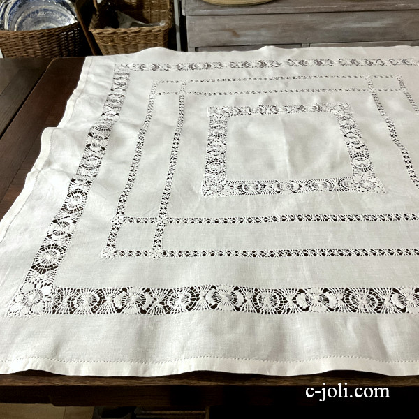 【日本発送】T3190 英国アンティークテーブルクロス イギリスアンティークリネン&ドロンワーク 92x90cm