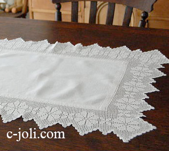 【日本発送】T1109　イギリスアンティークリネンテーブルマット　クロシェレース＆リネンクロス