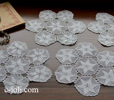 【日本発送】T1719　イギリスアンティークレースドイリー4枚　コットンクロシェレース