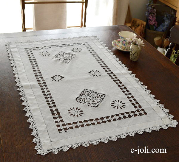 【日本発送】T1843　フランスアンティークリネンテーブルランナー　カットワーク手刺繍リネン＆レース 79cm
