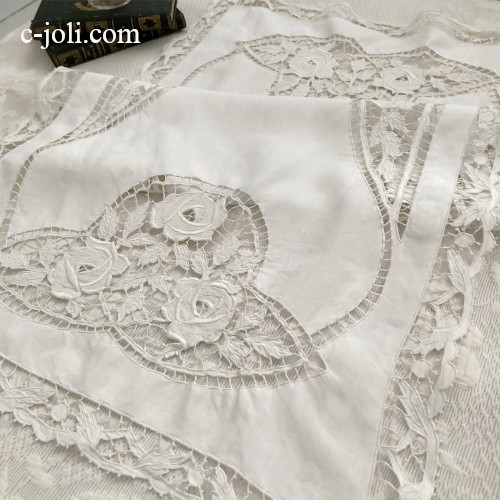 【パリ発送】T3080 フランスアンティークリネンテーブルランナー　薔薇のカットワーク手刺繍リネン 1m02