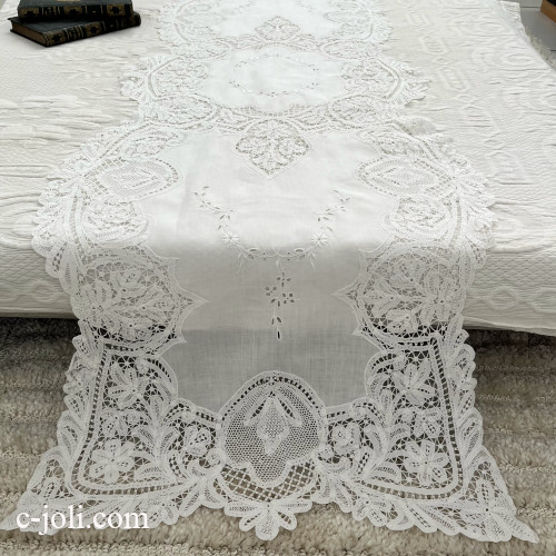 【パリ発送】T3168 フランスアンティークリネンテーブルランナー/テーブルクロス　カットワーク手刺繍リネン＆バテンレース 1m47