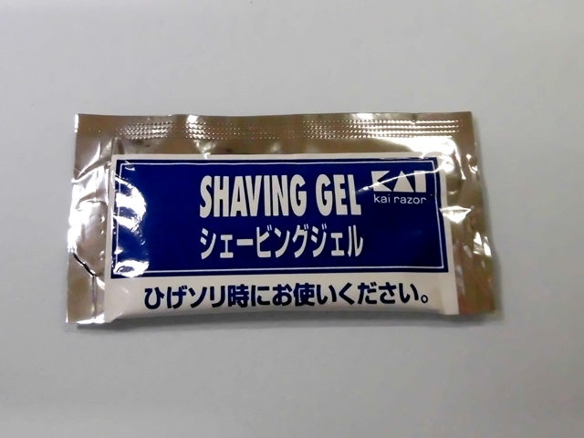 貝印 シェービングジェル 3g 入数：2500 単価：8.5円