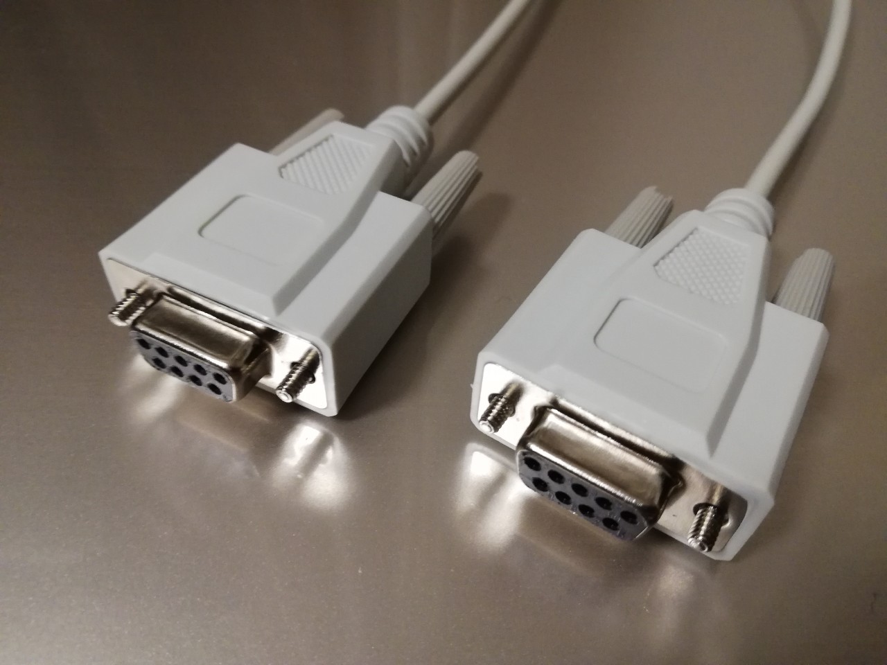 RS-232Cクロスケーブル    9pinメス－9pinメス クロス結線