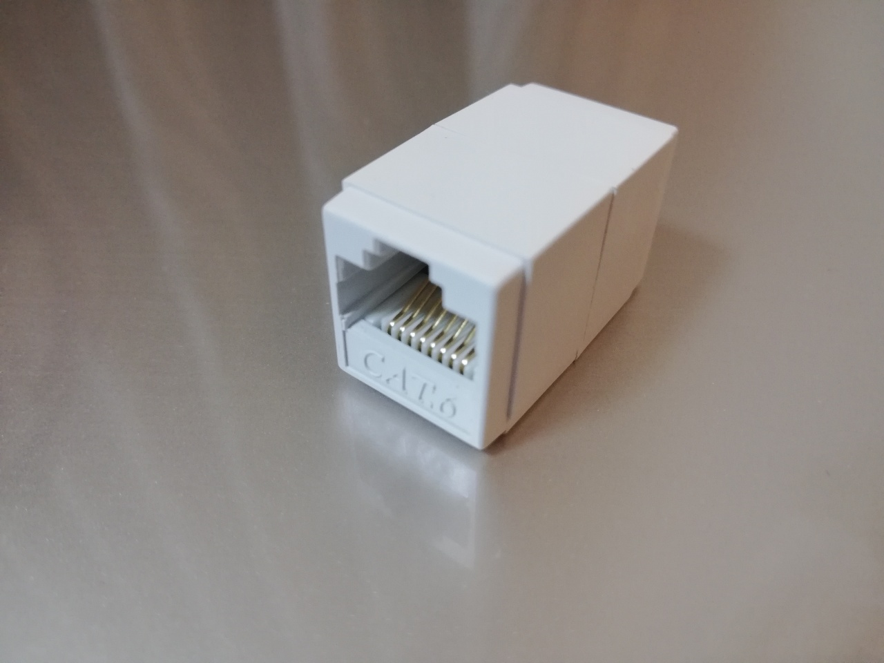 LAN中継アダプタジャック  CAT6 ストレート結線