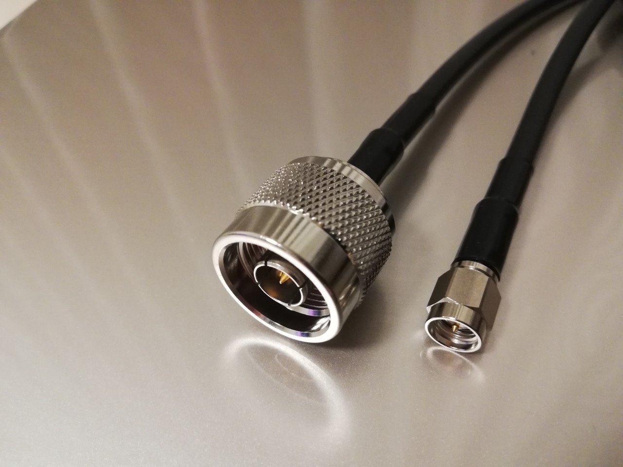 50オーム同軸ケーブル     N型オス－SMAオス （両側ストレート型端子、MIL規格RG-58AU電線タイプ）