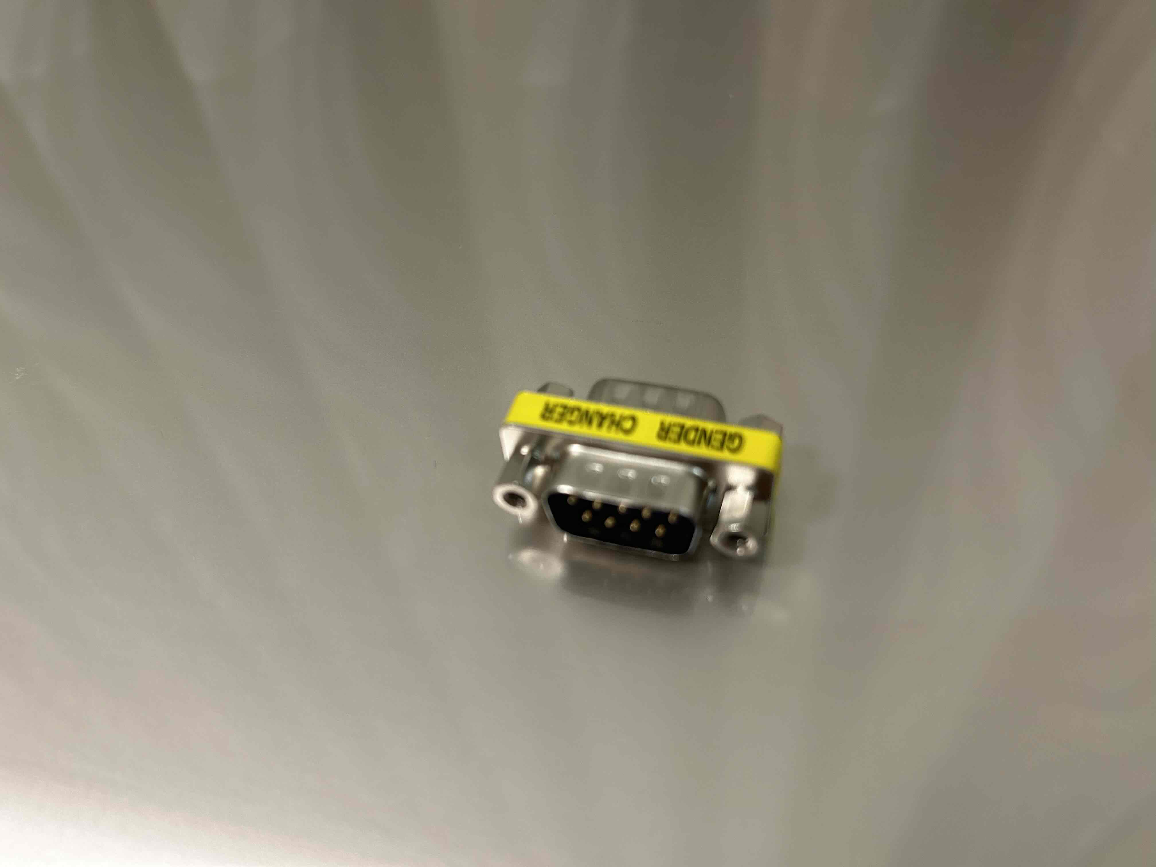 D-subコネクタ 9pin用 変換アダプタ D-sub9pin 　両側オス（♯4-40ネジ）