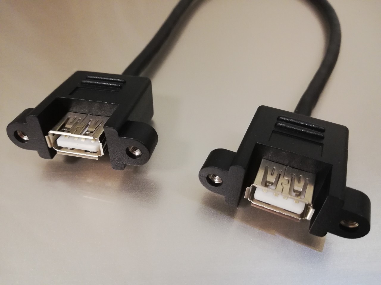 【USBパネルマウントケーブル】USB2.0ケーブル  両側パネルマウントAコネクタ メス ＜USBパネルマウントケーブル中継用　取付ネジピッチ30ｍｍ＞