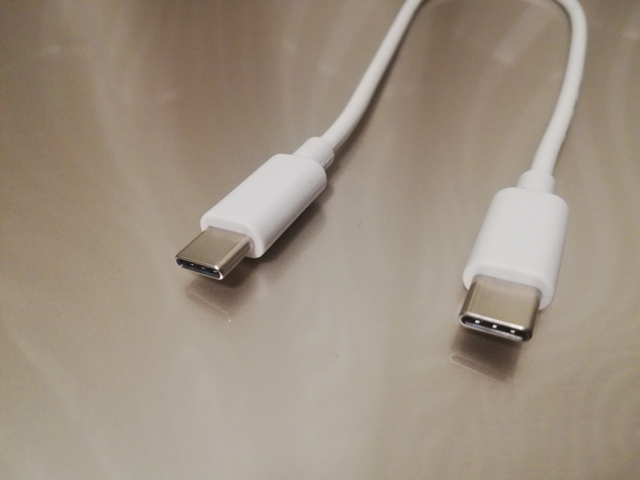 【ケーブルダイレクト】USB2.0ケーブル    Type Cコネクタ－Type C　コネクタ　白色 （cabledirect）