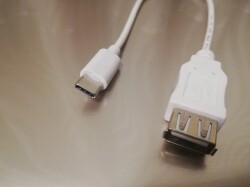 【ケーブルダイレクト】USB2.0ケーブル    Aコネクタメス－Type C　コネクタ 白色