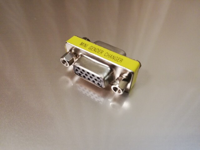 高密度D-subコネクタ 15pin用 変換アダプタ ミニD-sub15pin、GC-H15SS