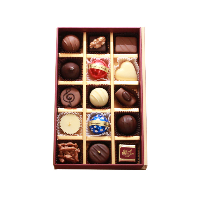 プラリネチョコレート詰め合わせ １５個入り Ab １５