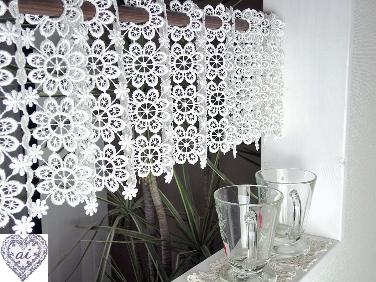 【縦約20cm】ちょっぴりレトロ感 ギュピールのお花がいっぱい北欧 『カフェカーテン』ベリーショート