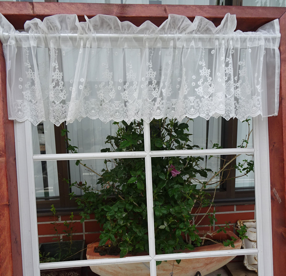 約150 約30cm丈 可愛いオフホワイトチュールの カフェカーテン ベリーショート