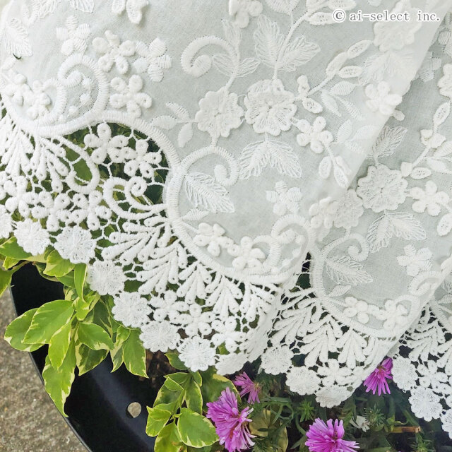 立体刺繍が可愛い パフブーケ カフェカーテン 自然な白色生地 ホワイト