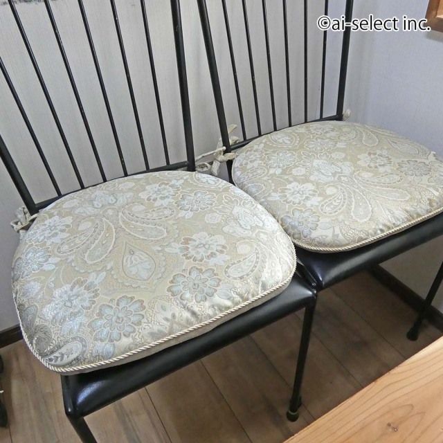 シートクッション 洗える ペイズリー柄 ジャカード織 高級感 馬蹄型 ひも付き 滑りにくい 中材入り ファスナー付 ブレード付 おしゃれ ダイニングチェア 事務所 クラシック 上品 スエード調 へたりにくい 飽きのこない