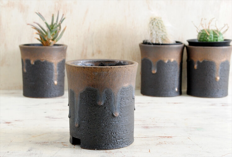 新品 信楽焼 寸胴鉢 金彩 3号 陶器鉢 植木鉢 おしゃれ サボテン 塊根植物 コーデックス アガベ 多肉植物に